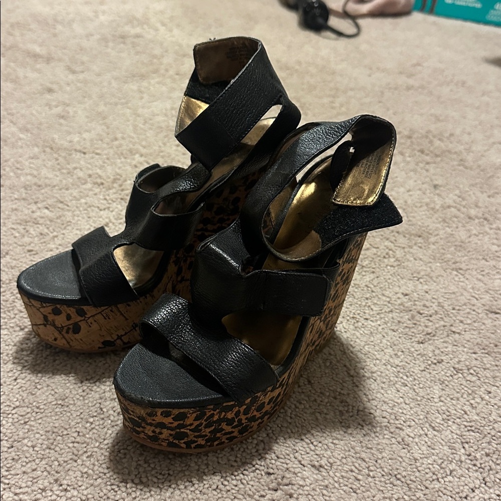 Nine West Black and Brown Wedges